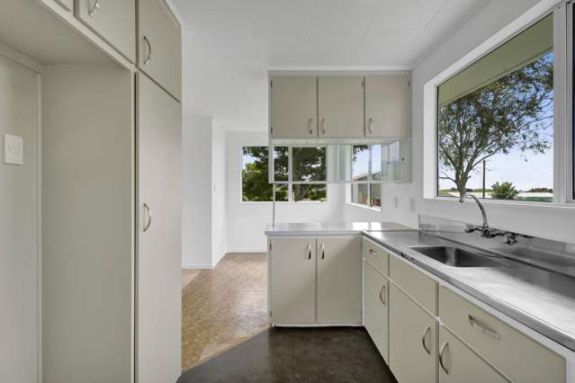 6 Leith Road Okato_3