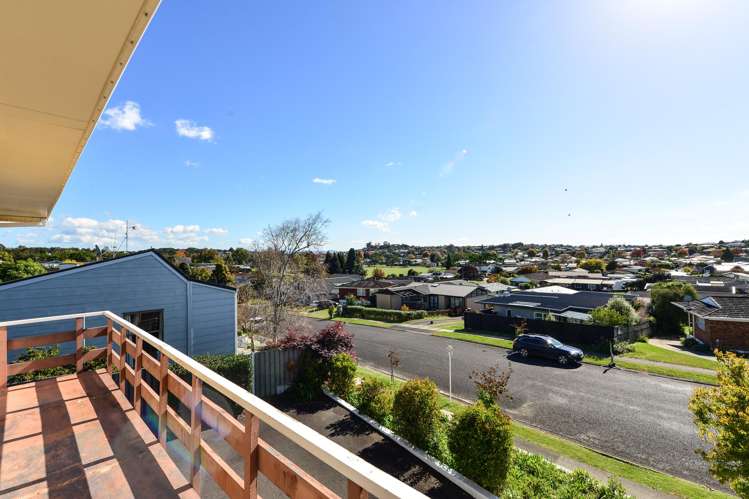 5 Amanda Avenue Dinsdale_15