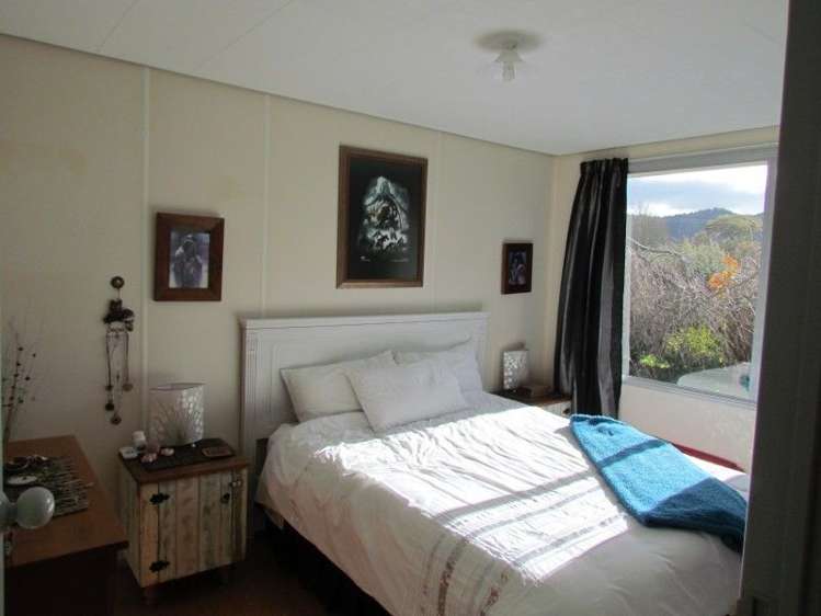 14 Wakefield Street Tuamarina_16