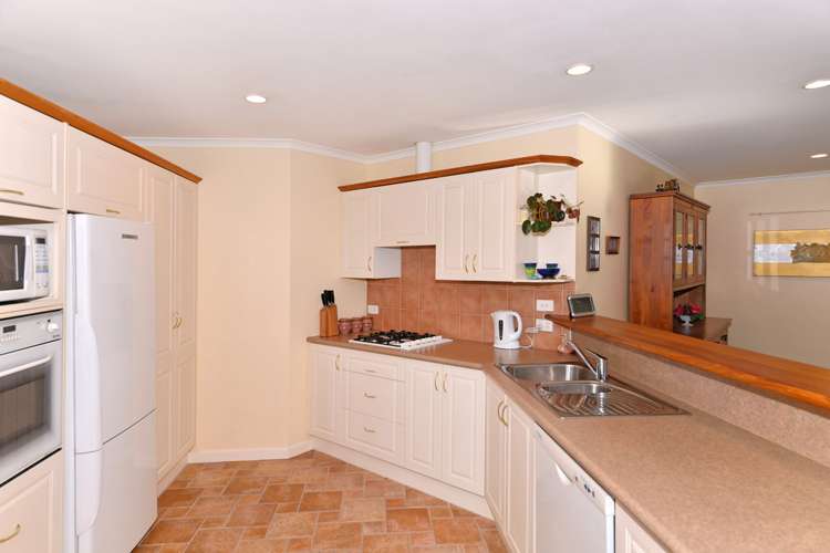 96 Templemore Drive Richmond_14