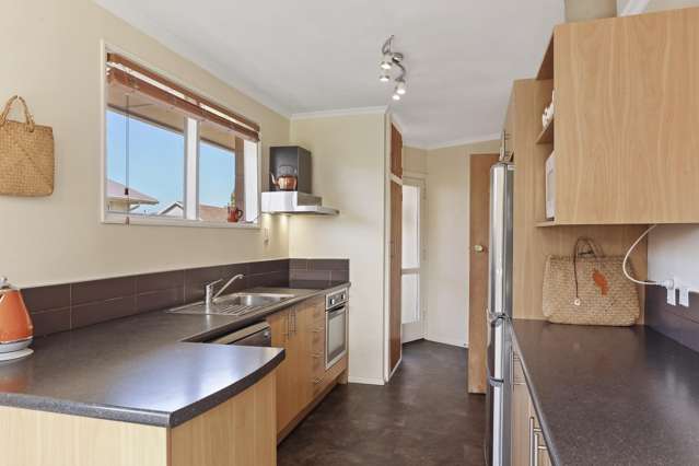 6 Birdling Place Halswell_1