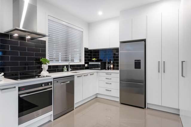 6/50 Ocean View Road Northcote_1