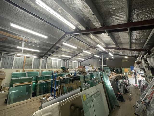 3126 Great North Road New Lynn_4