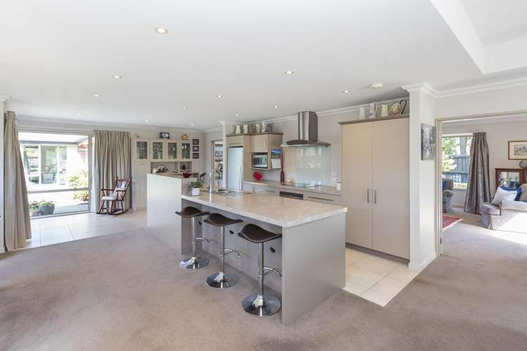 18 Fifetuscan Way Lincoln_2