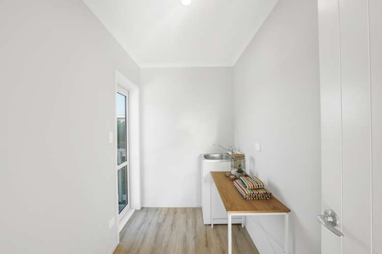 387 Estuary Road South New Brighton_13