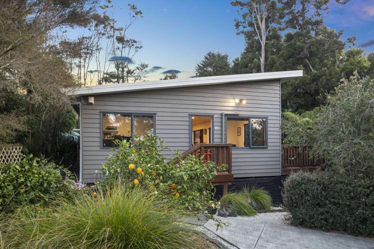 115e Woodglen Road Glen Eden_20