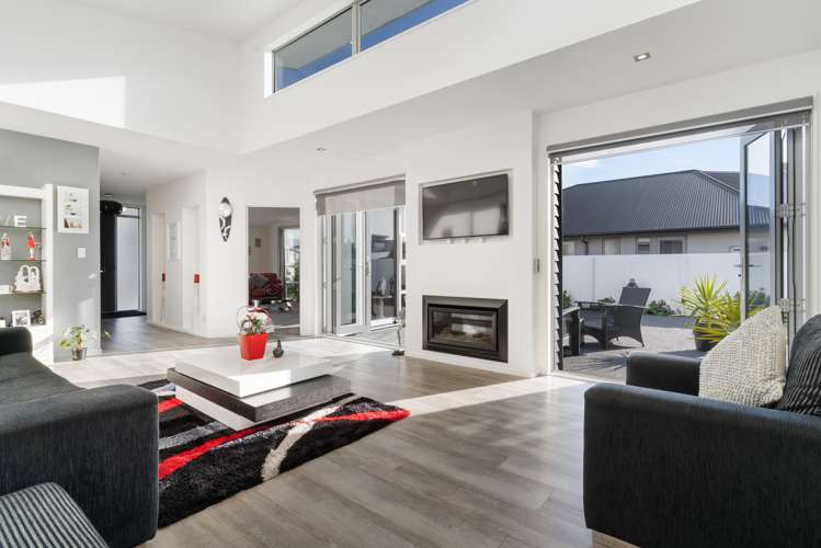 17 Torrey Pines Waimairi Beach_7