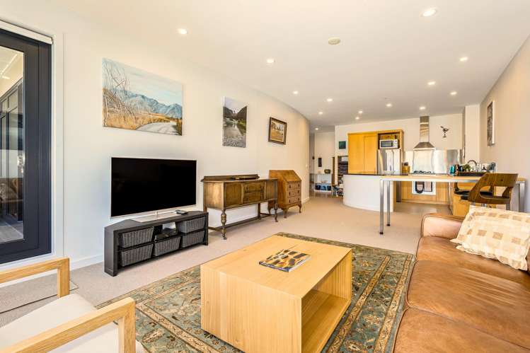 8g/42 Molesworth Street Thorndon_6