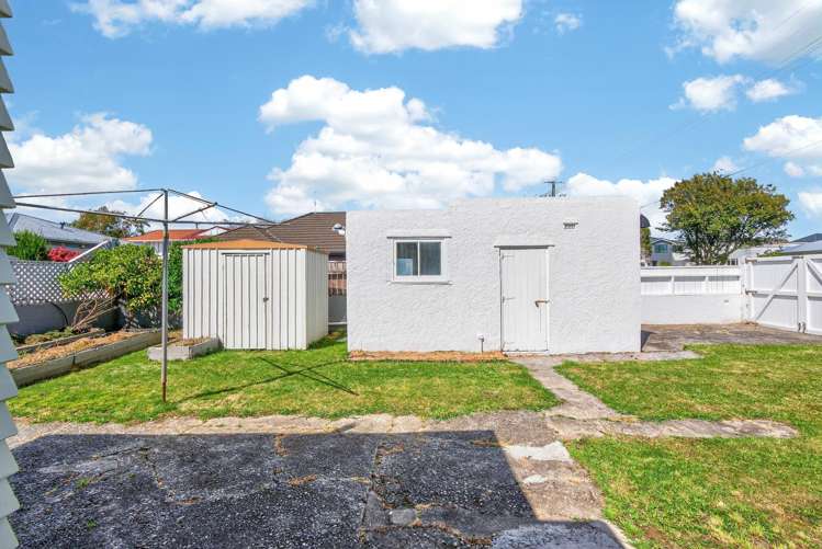 21 Leighton Avenue Waiwhetu_18