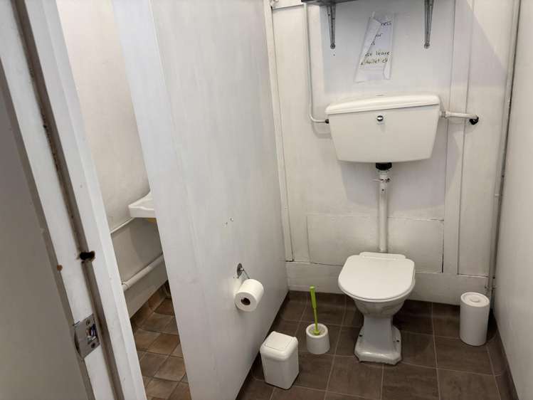 169-171 Dee Street Invercargill_26