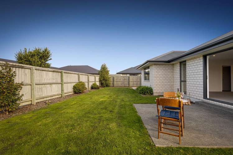4 Hamlett Drive Woodend_10