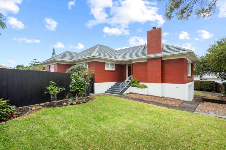 2 Maui Street New Lynn_12