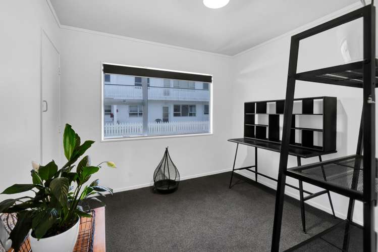 2/353 St Aubyn Street Moturoa_14