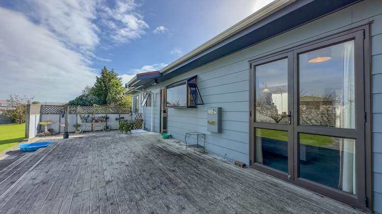 6 Walton Place Ngatea_11