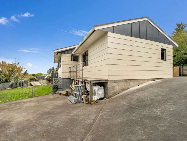 8 Parkdale Drive Aramoho_21