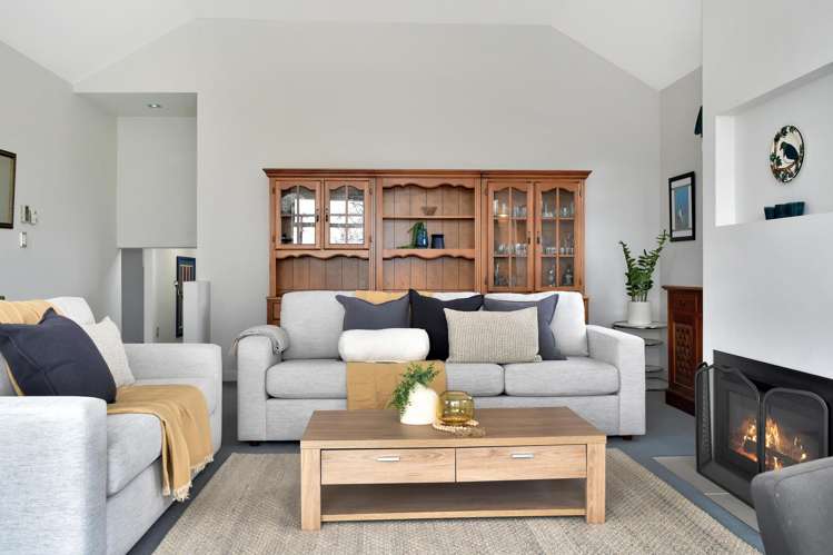 24 Riddington Rise Ohauiti_32