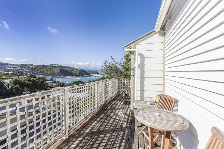 13 Valley Street Island Bay_16