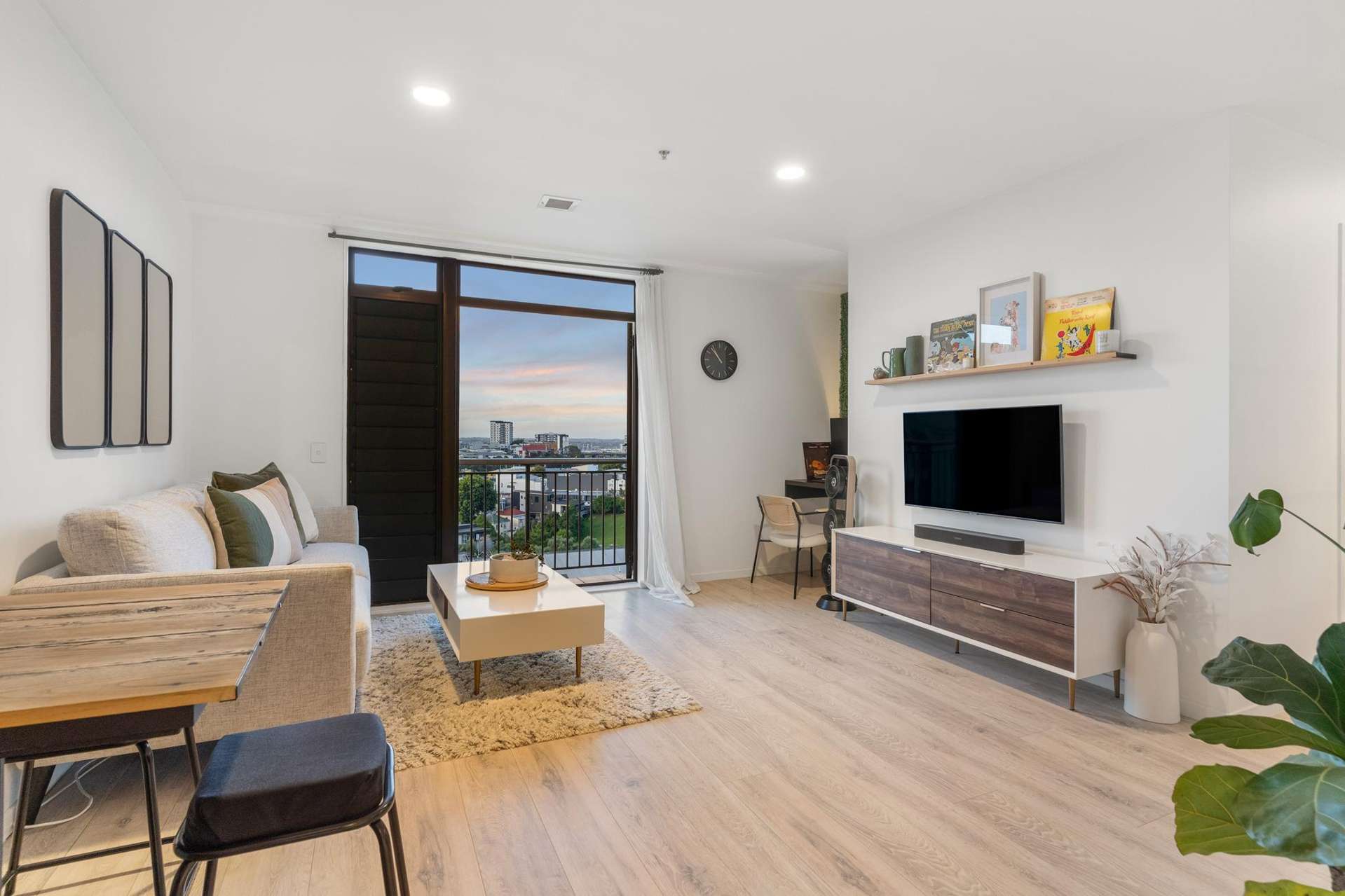 4C/4 Rendall Place Eden Terrace_0
