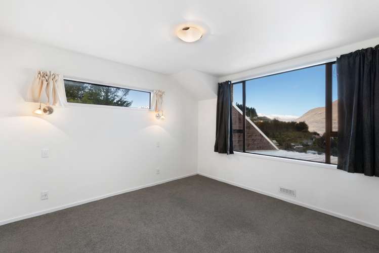 24b Dart Place Fernhill/Sunshine Bay_14