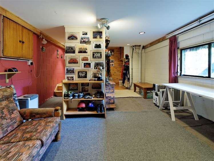 17 Easter Parade Glen Eden_24