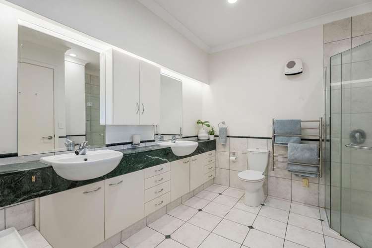 300 Riddell Road Glendowie_25