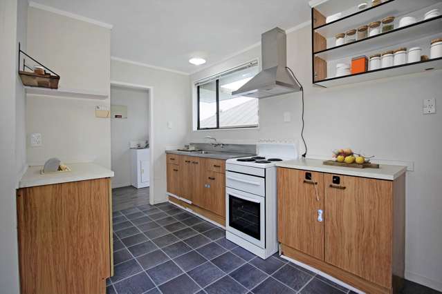 2/131 Old Wairoa Road Papakura_3