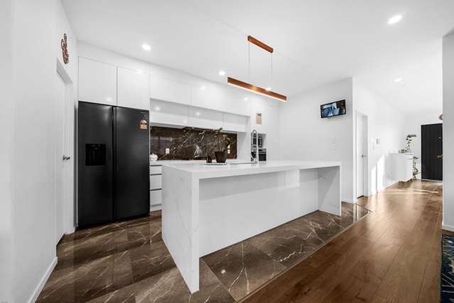32 Matahae Drive Flat Bush_4
