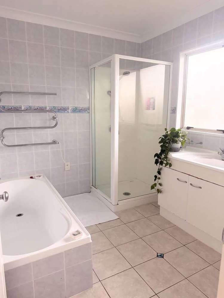 18 Ewhurst Place Goodwood Heights_13