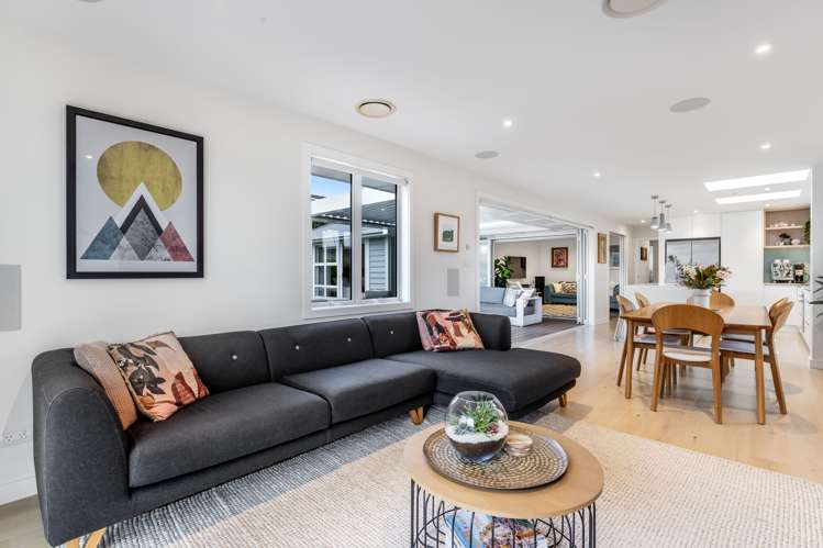 2/11 Hart Road Hauraki_10