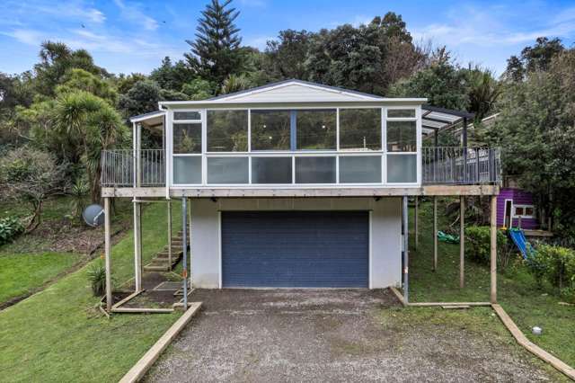 24 Foster Avenue Huia_2