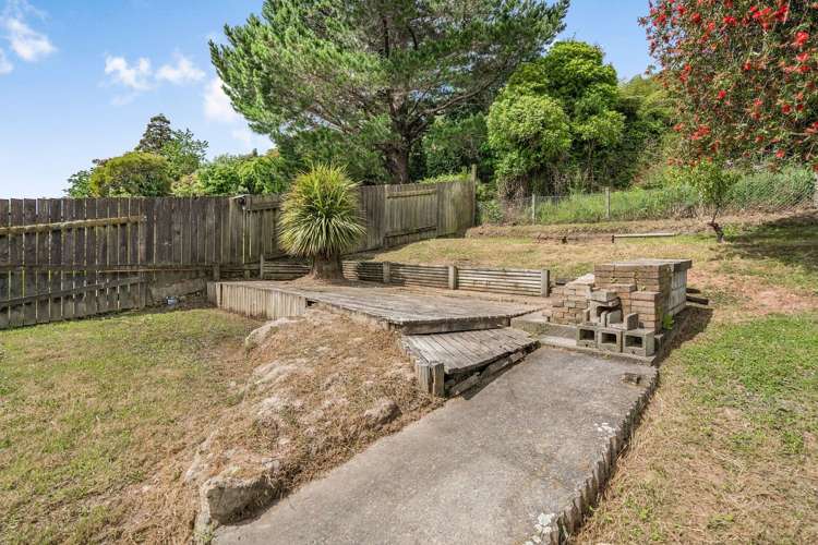 200 Waddington Drive Naenae_18