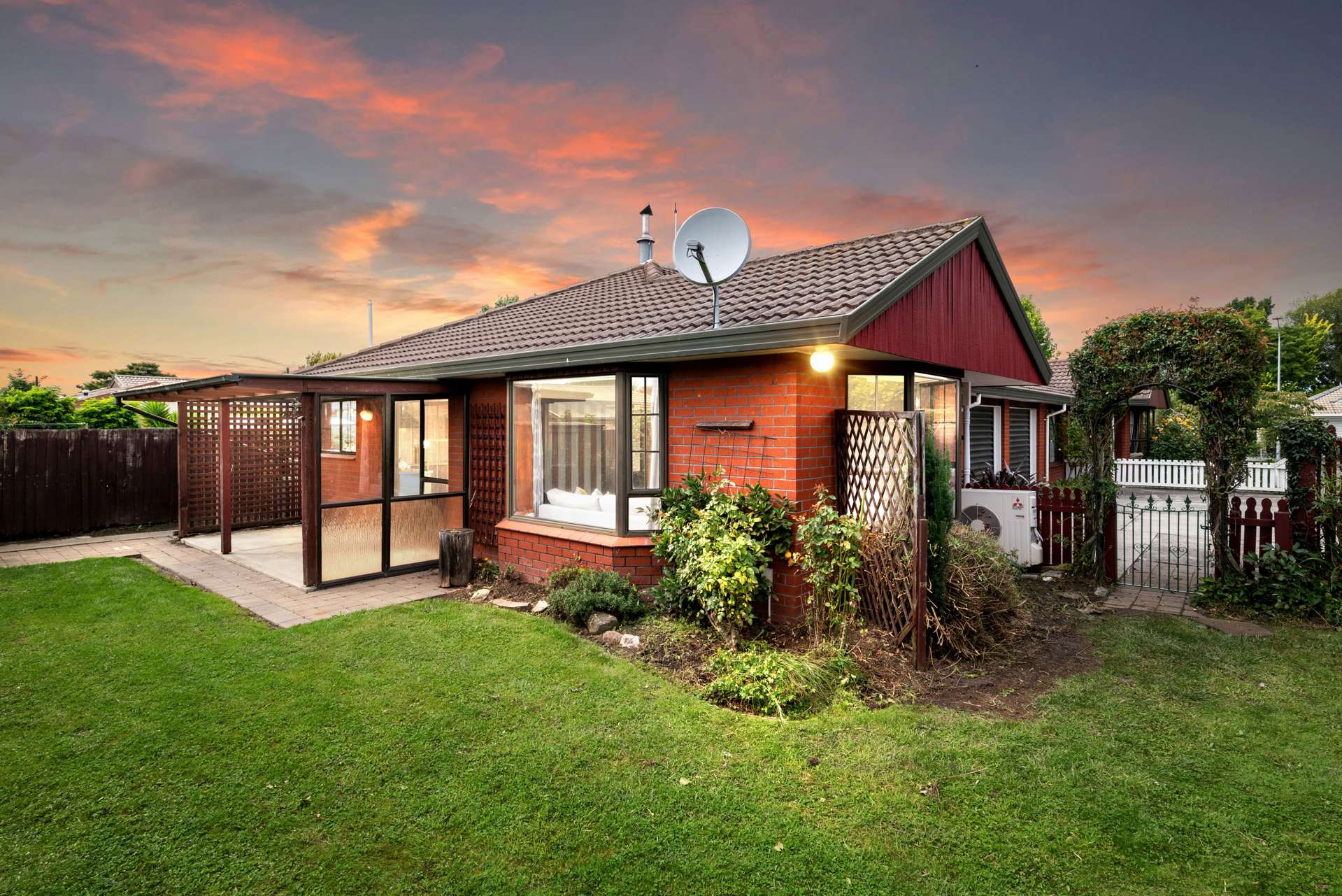 38B Greenock Street Redwood_0