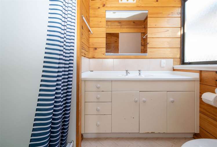 39a Dillons Point Road Islington_13