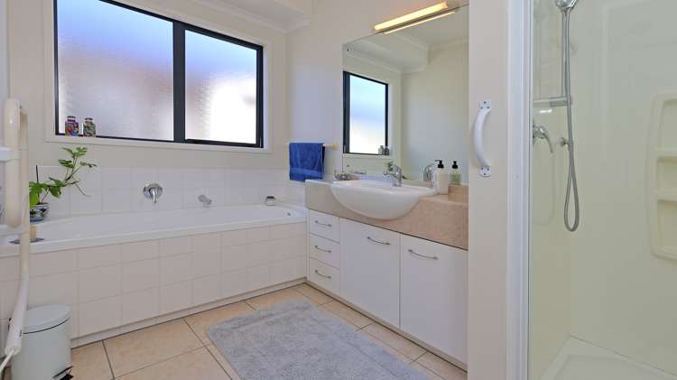 11 Waterstone Way Henderson_16