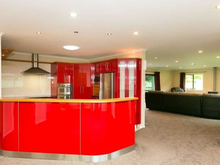 35 Roto Street Hurdon_15