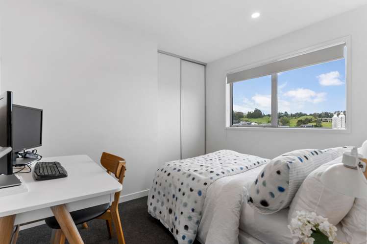 10 Stile Place Pukekohe_14