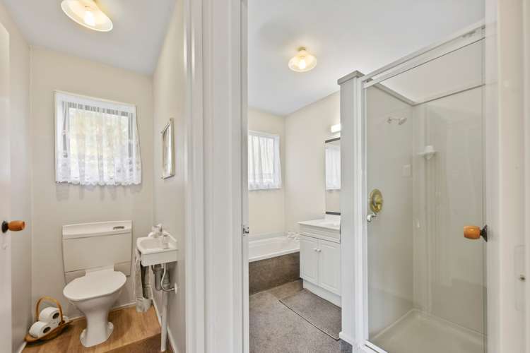 5 Bayview Drive Waikawa_12