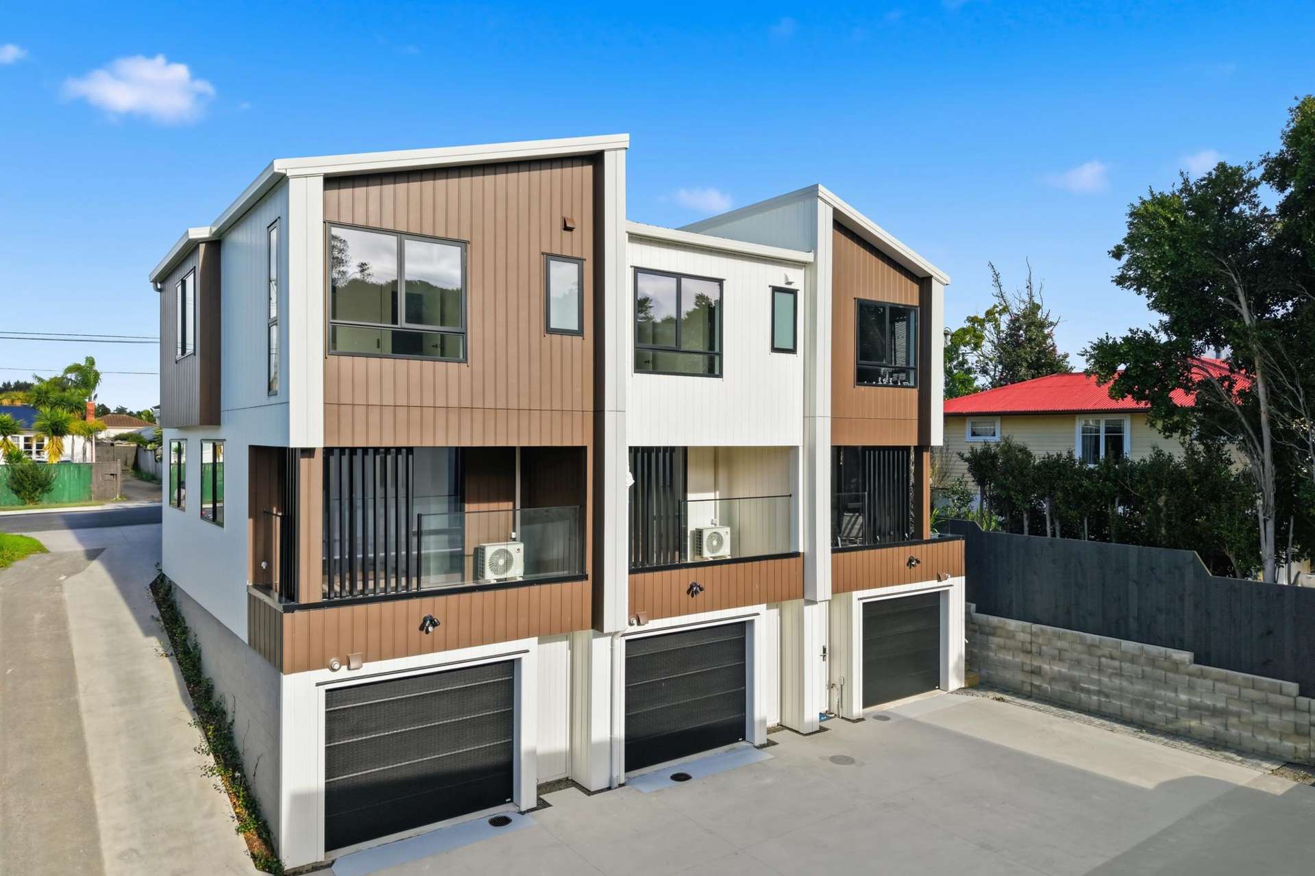 1,2,4 & 8/36 Woodside Road Massey_0
