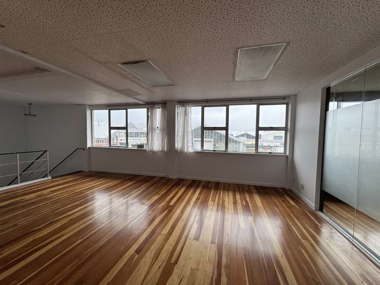 2/18-20 Gregory Street Naenae_2