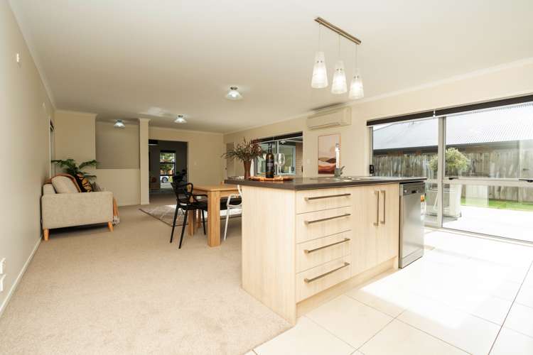 8 Arista Way Rototuna North_24