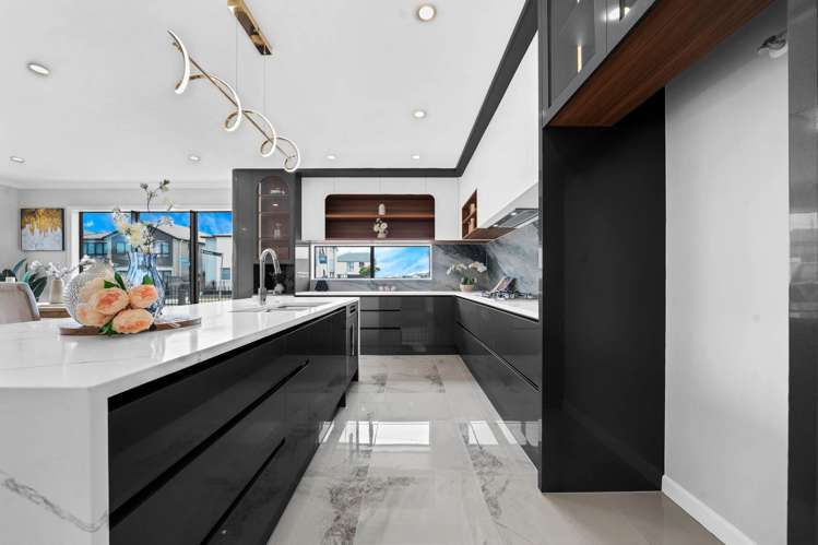 76 Koromeke Street Flat Bush_12