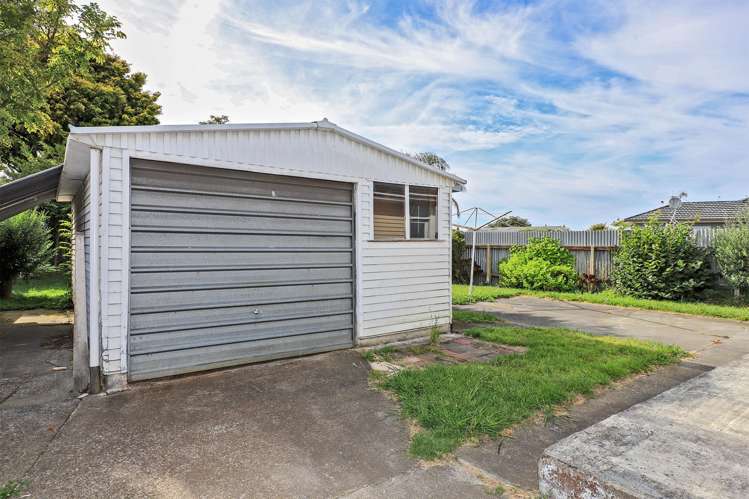 14 Cottrell Crescent Onekawa_14