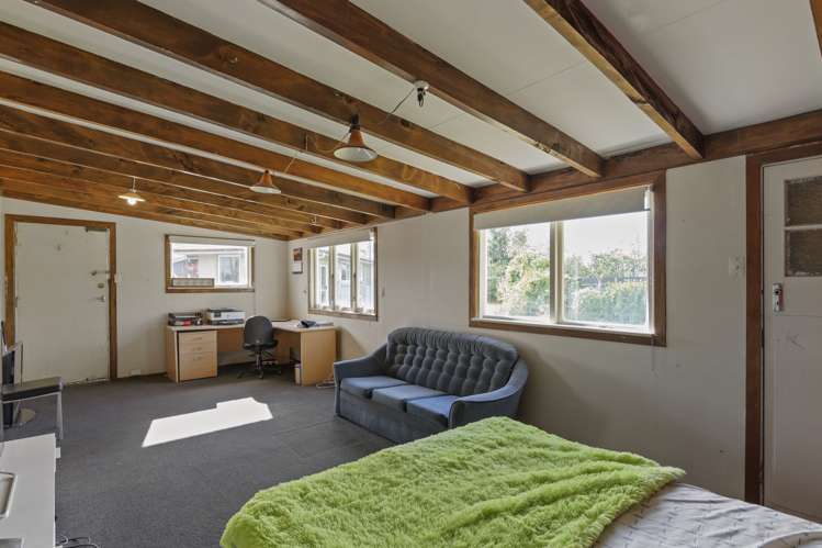 376 Racecourse Road Allenton_16