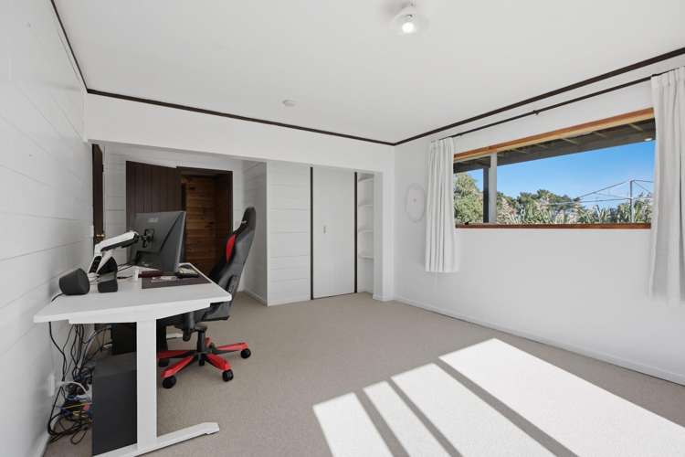 17A St Ives Grove Whalers Gate_23