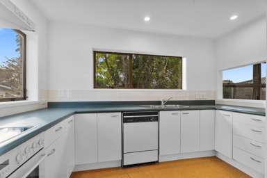 1/17 Wootton Road_3