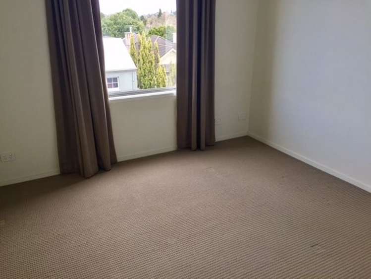 2c/1c Queen Mary Avenue Epsom_3