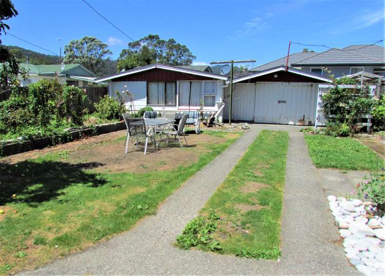 43 Palmerston Street Greymouth_19