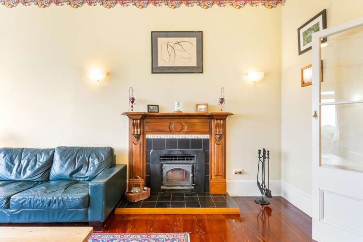 284 Forest Hill Road Waiatarua_21