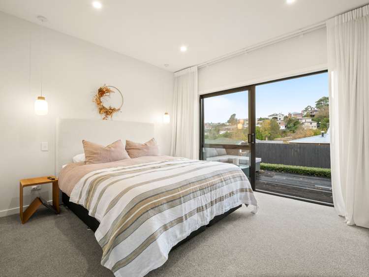 69 Barr Street Kenmure_9