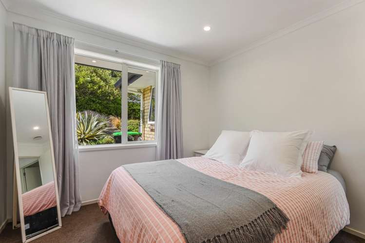 5 Norfolk Place Stoke_9